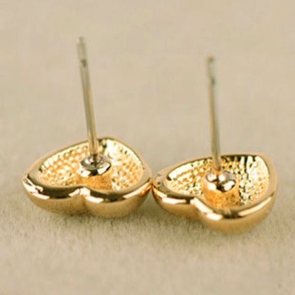 Gold-Plated Heart Pendant necklace and earrings - Picture 4 of 4